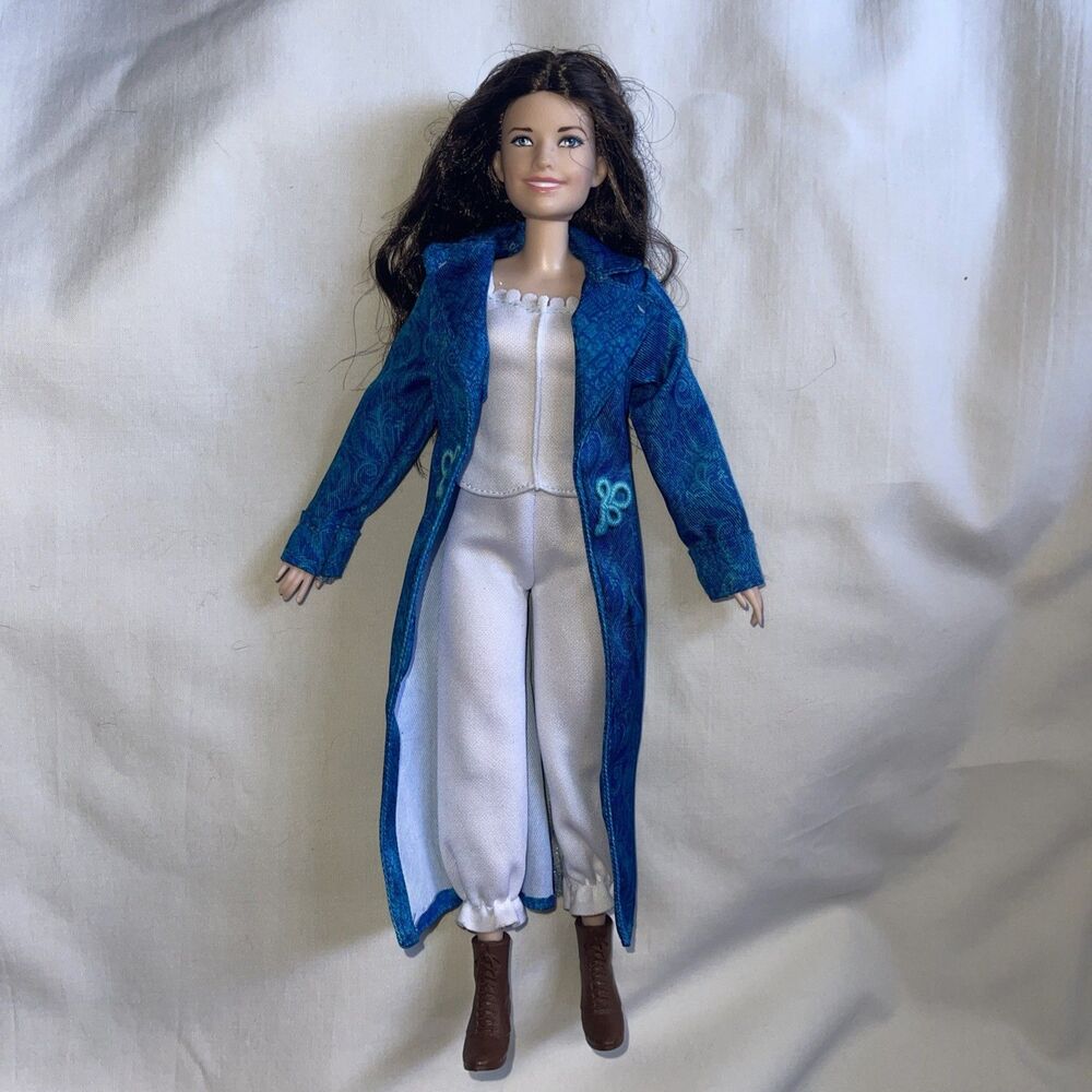 Disney Peter Pan and Wendy Live Action Movie Ever Anderson Doll Dressed Jointed